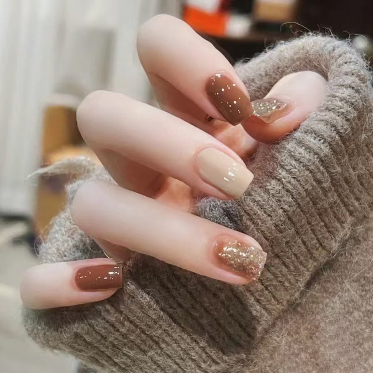 24Pcs Caramel Brown Ombre Glit – Nail Art Simple Elegant recenzja i cena